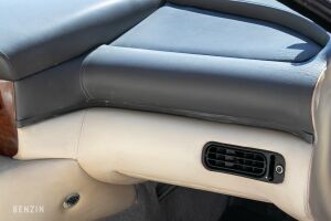 Aston Martin Virage Volante