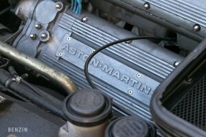 Aston Martin Virage Volante