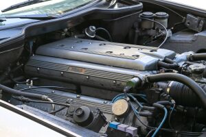 Aston Martin Virage Volante
