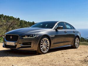 Jaguar XE 2.0d - 2016