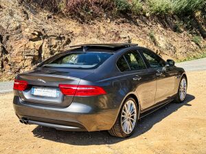 Jaguar XE 2.0d - 2016