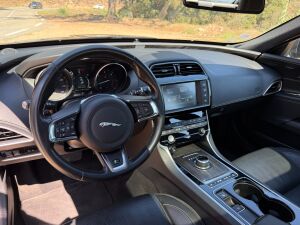 Jaguar XE 2.0d - 2016