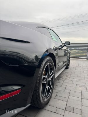 Ford Mustang EcoBoost - 2019