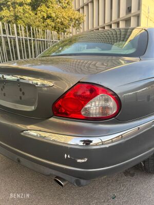 Jaguar X-Type 2.5 V6 - 2003