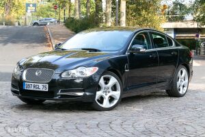 Jaguar XF SV8 1ère main - 2008