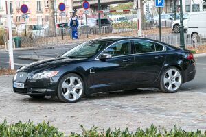 Jaguar XF SV8 1ère main - 2008