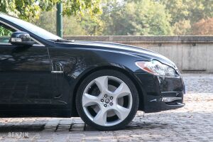 Jaguar XF SV8 1ère main - 2008