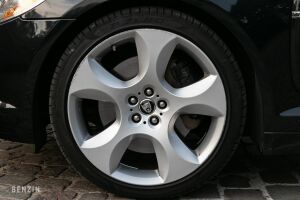 Jaguar XF SV8 1ère main - 2008
