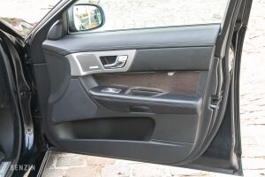 Jaguar XF SV8 1ère main - 2008