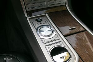 Jaguar XF SV8 1ère main - 2008