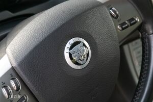 Jaguar XF SV8 1ère main - 2008