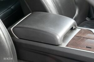 Jaguar XF SV8 1ère main - 2008