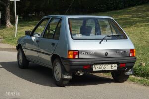 Peugeot 205 GR 19k km - 1985