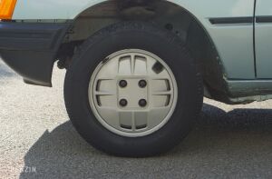 Peugeot 205 GR 19k km - 1985