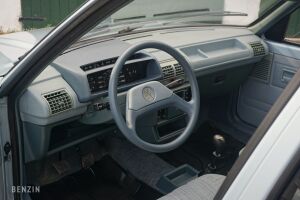 Peugeot 205 GR 19k km - 1985