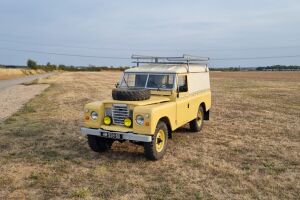 Land Rover 109 Série III - 1974