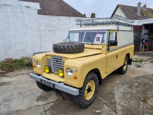 Land Rover 109 Série III - 1974