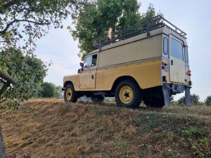 Land Rover 109 Série III - 1974