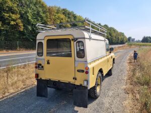 Land Rover 109 Série III - 1974