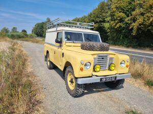 Land Rover 109 Série III - 1974