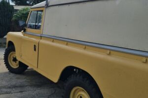 Land Rover 109 Série III - 1974