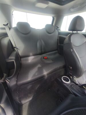 Mini Cooper S R53 - 2005