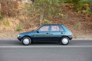 Peugeot 205 Sacré Numéro 39k km - 1994