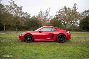 Porsche 718 Cayman - 2018