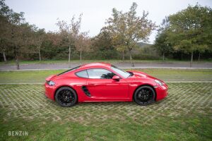 Porsche 718 Cayman - 2018