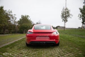 Porsche 718 Cayman - 2018