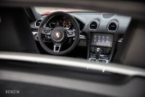 Porsche 718 Cayman - 2018