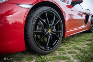 Porsche 718 Cayman - 2018