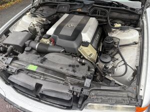 BMW 740i e38 - 1999