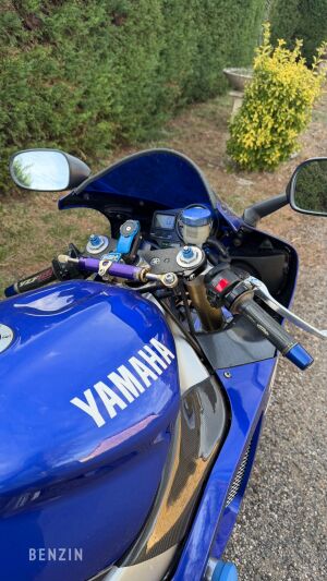 Yamaha YZF-R1 RN01 - 1998