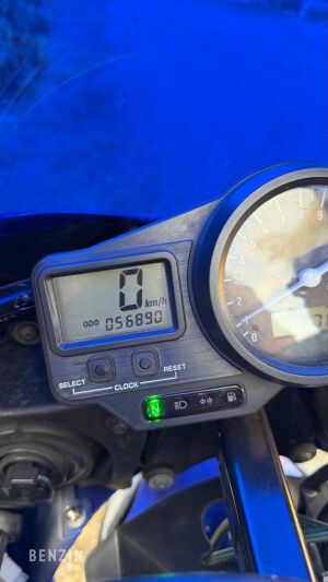 Yamaha YZF-R1 RN01 - 1998
