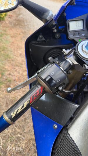 Yamaha YZF-R1 RN01 - 1998