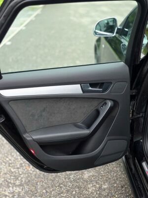 Audi S4 Avant B8 - 2009 in vendita all'asta su Benzin – foto 47/93