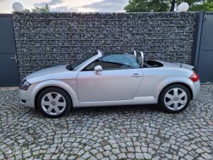 Audi TT Roadster 1.8T 180 Quattro 30k km - 2002 in vendita all'asta su Benzin – foto 9/171