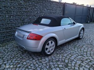 Audi TT Roadster 1.8T 180 Quattro 30k km - 2002 in vendita all'asta su Benzin – foto 13/171