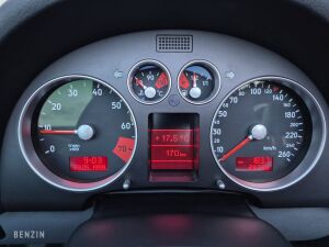 Audi TT Roadster 1.8T 180 Quattro 30k km - 2002 in vendita all'asta su Benzin – foto 57/171