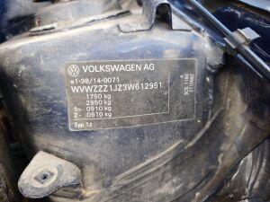 Volkswagen Golf 4 1.6 16s 59k km 2003 na sprzedaż na aukcji w Benzin – zdjęcie 64/101