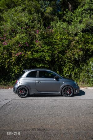 Abarth 695 Biposto 9k km - 2019 2018 à vendre aux enchères sur Benzin – photo 9/220