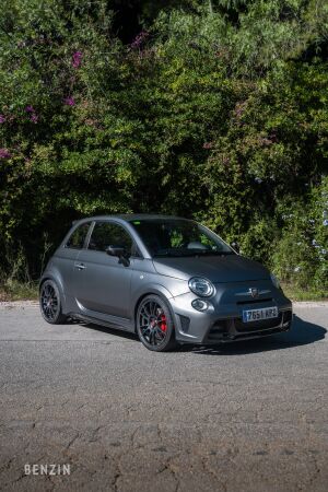 Abarth 695 Biposto 9k km - 2019 2018 à vendre aux enchères sur Benzin – photo 10/220