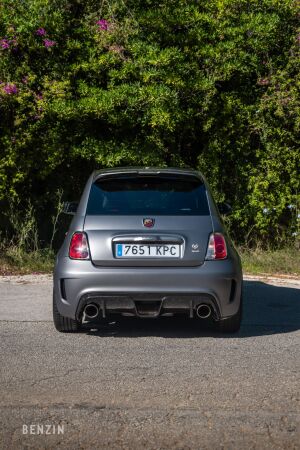 Abarth 695 Biposto 9k km - 2019 2018 à vendre aux enchères sur Benzin – photo 16/220