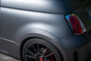 Abarth 695 Biposto 9k km - 2019 2018 à vendre aux enchères sur Benzin – photo 32/220