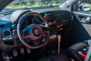 Abarth 695 Biposto 9k km - 2019 2018 à vendre aux enchères sur Benzin – photo 102/220