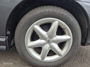 Peugeot 406 Coupé V6 - 1998 zur Versteigerung auf Benzin – Foto 18/49