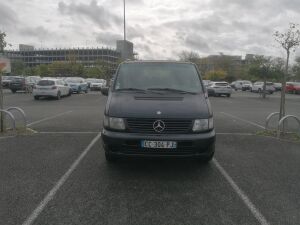 Mercedes-Benz V220 CDI -1999 in vendita all'asta su Benzin – foto 2/83