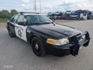 Ford Crown Victoria Police Interceptor - 2008 à vendre aux enchères sur Benzin – photo 8/42
