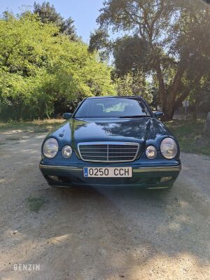 Mercedes-Benz E240 W210 - 1999 à vendre aux enchères sur Benzin – photo 4/59